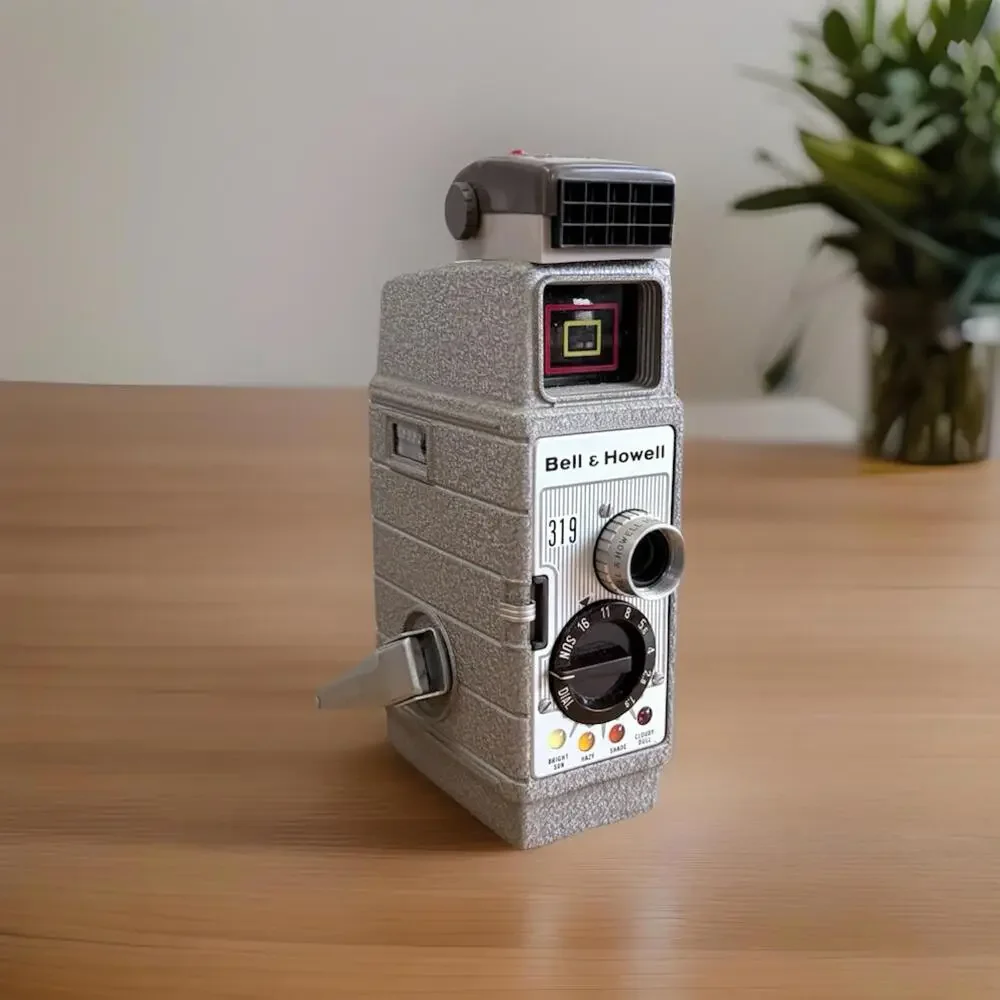 Vintage Bell & Howell 319 Movie Camera USA Not Tested 1950s